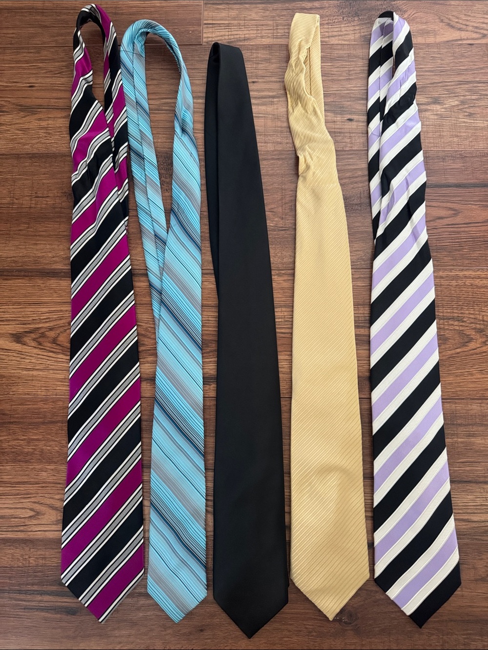 Men's Assorted Pattern Necktie Set (5) - Purple, Black, Blue, Gold
